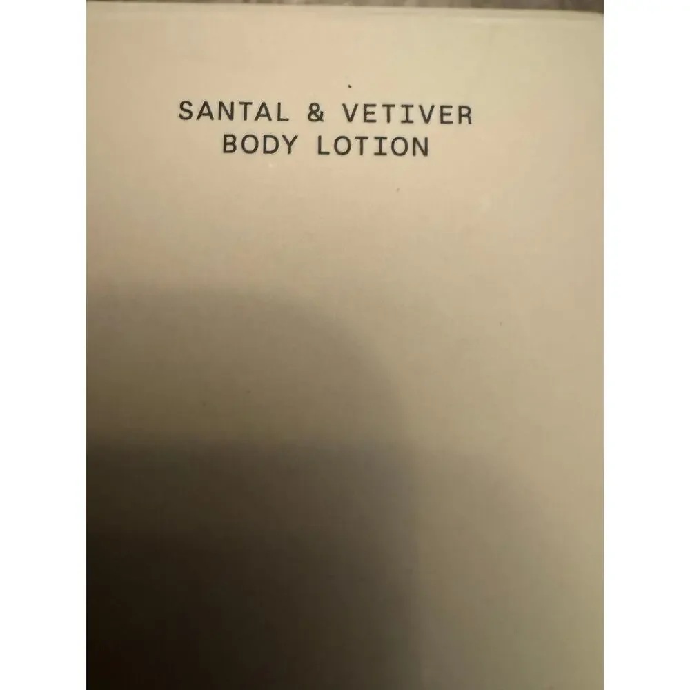 Salt & Stone Santal & Vetiver Body Lotion Moisturizer 3.4 fl oz / 100 ml - NIB